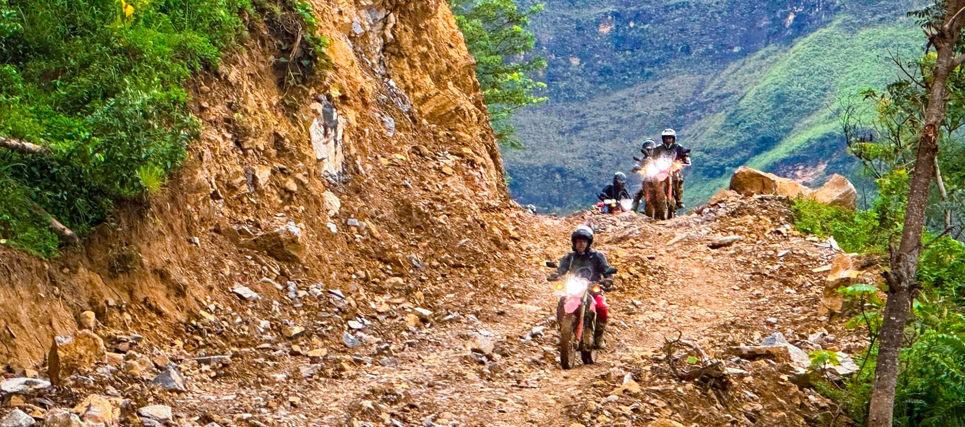 (10Th - 18Th June, 2025) 8-Day Vietnam Motorcycle Odyssey: From Night Train To Mountain Peaks