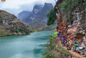 Vietnam Motorcycle Adventure: Conquering Ha Giang’s Limestone Majesty