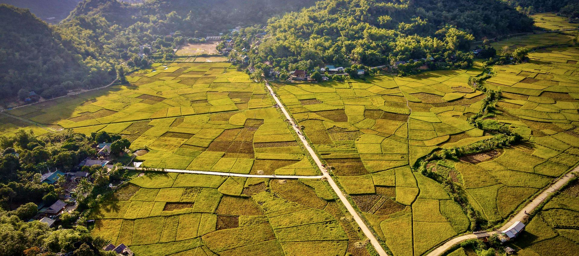 Hanoi To Mai Chau: 1-Day Mountain Adventure And Escape