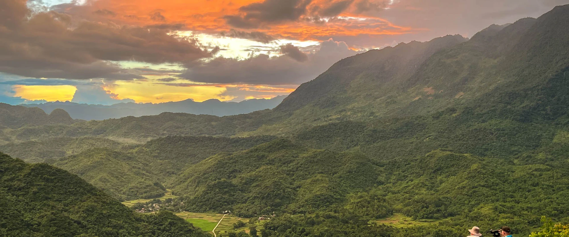 Hanoi To Mai Chau: 1-Day Mountain Adventure And Escape