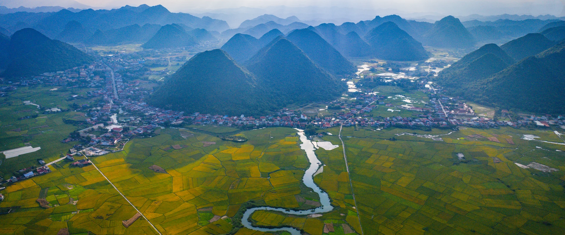 Vietnam Adventure Tour - 5 Day Scenic North Trekking & Sailing