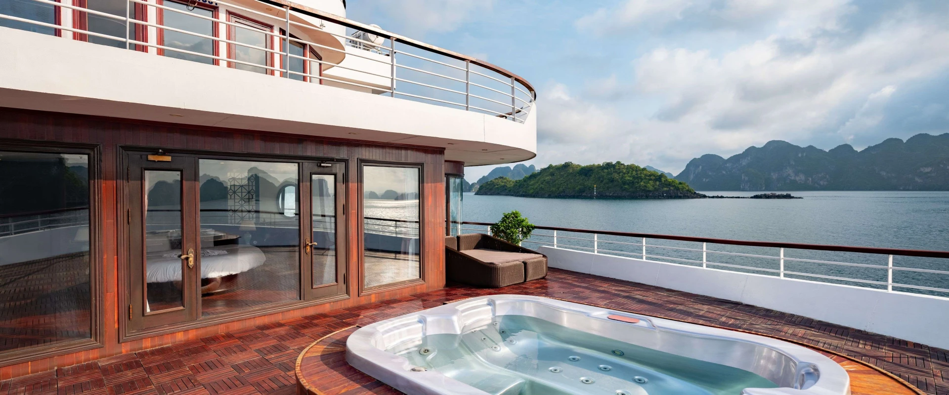 Halong Bay 2 Day 1 Night On Erina Cruise