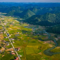 Vietnam Adventure Tour - 5 Day Scenic North Trekking & Sailing