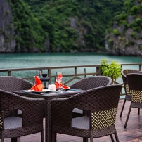 Halong Bay 2 Day 1 Night On La Pandora Boutique Cruise