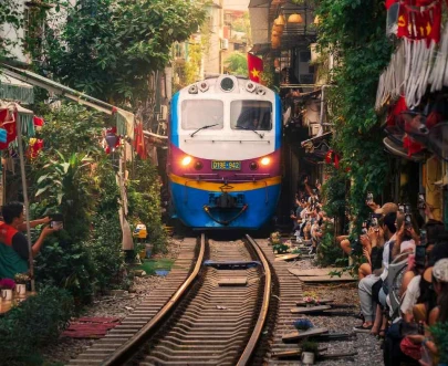  8-Day Vietnam Motorcycle From Night Train To Mountain Peaks