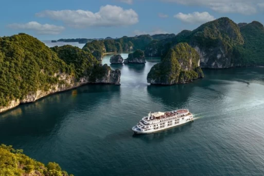 Swimming in Halong Bay