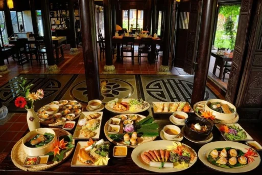 Top Vegetarian Restaurants in Hue