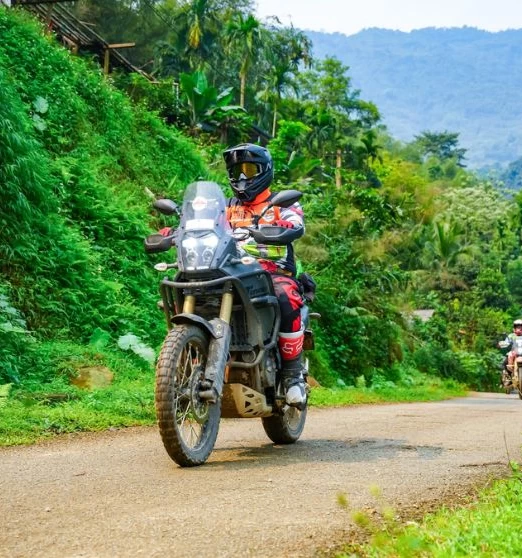 Vietnam On Big Bikes: 17 Days Of Scenic Riding From Hanoi To Saigon