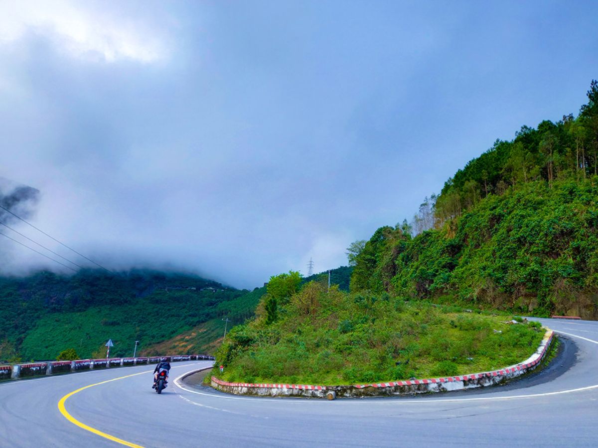 Hai Van Pass: Vietnam’s most iconic motorbike road