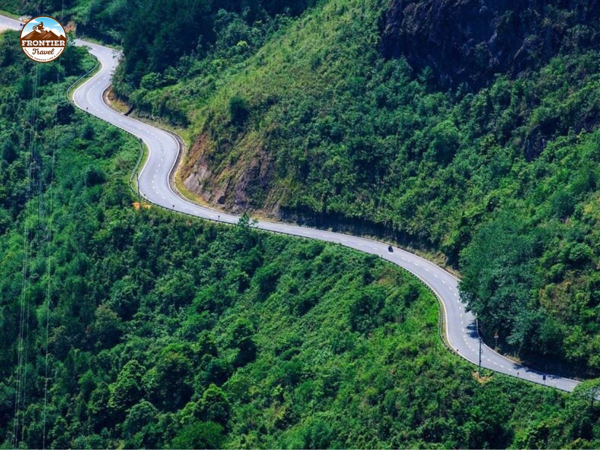 O Quy Ho Pass By Motorbike