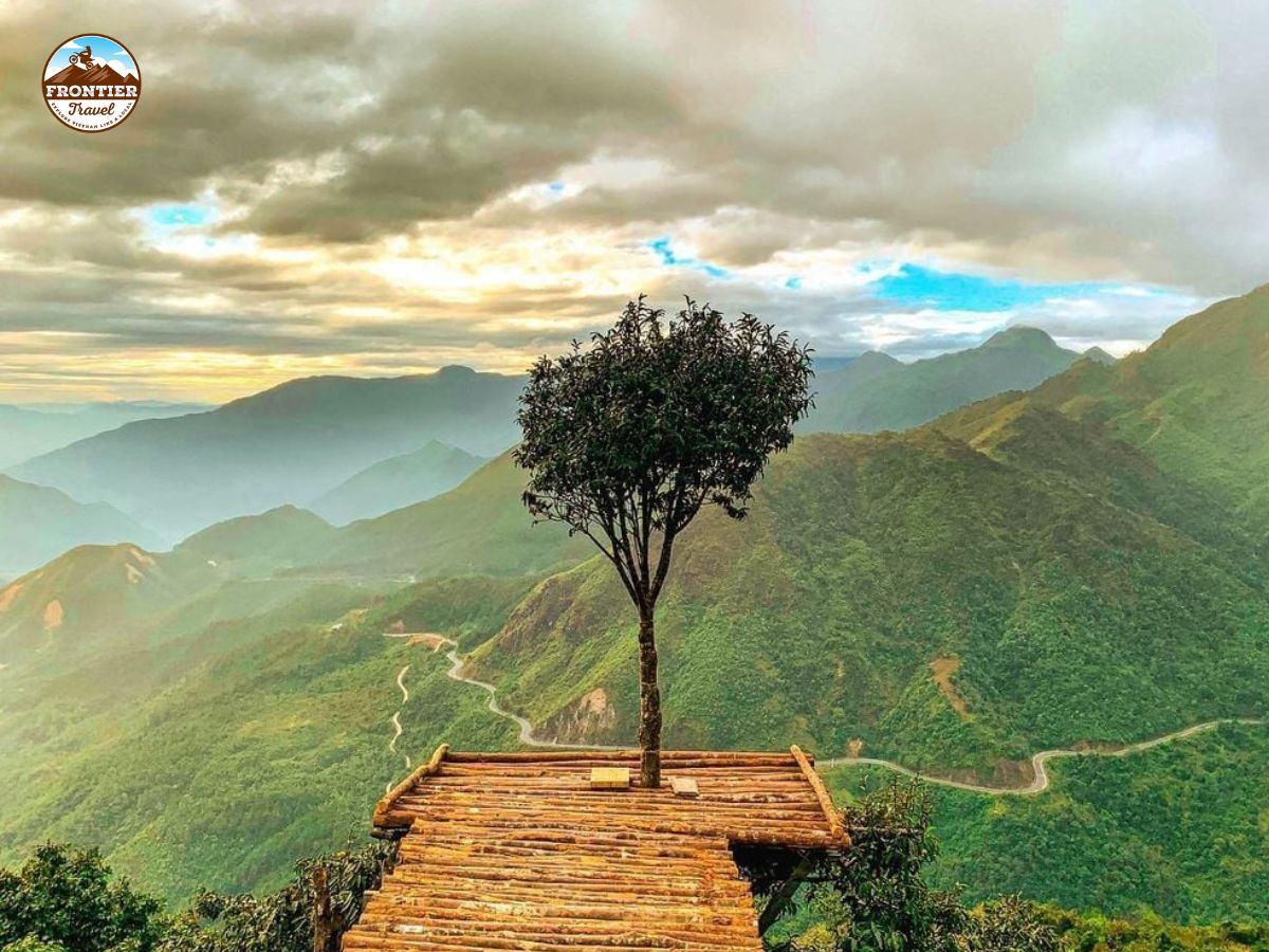 Discover the four great mountain passes of Northern Vietnam