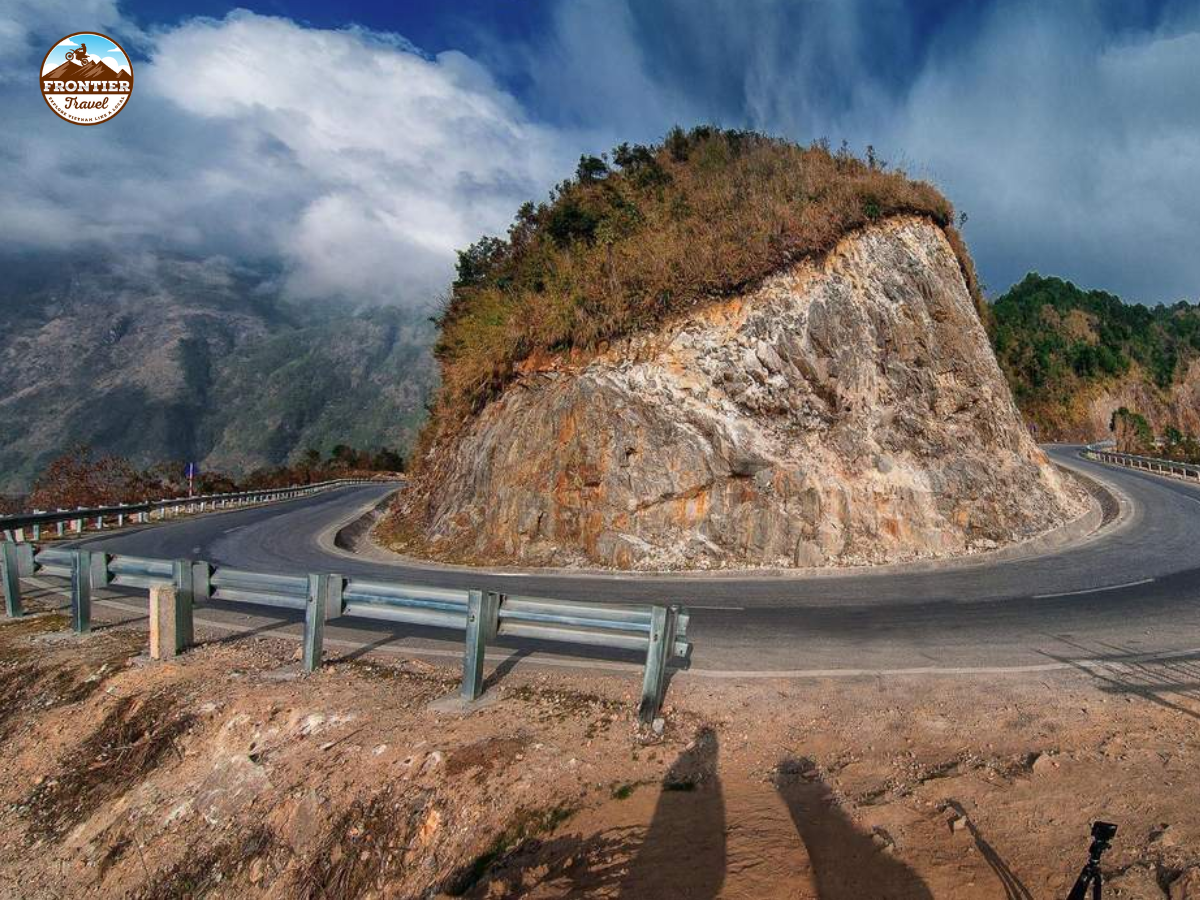 Thrilling-mountain-passes-in-Vietnam