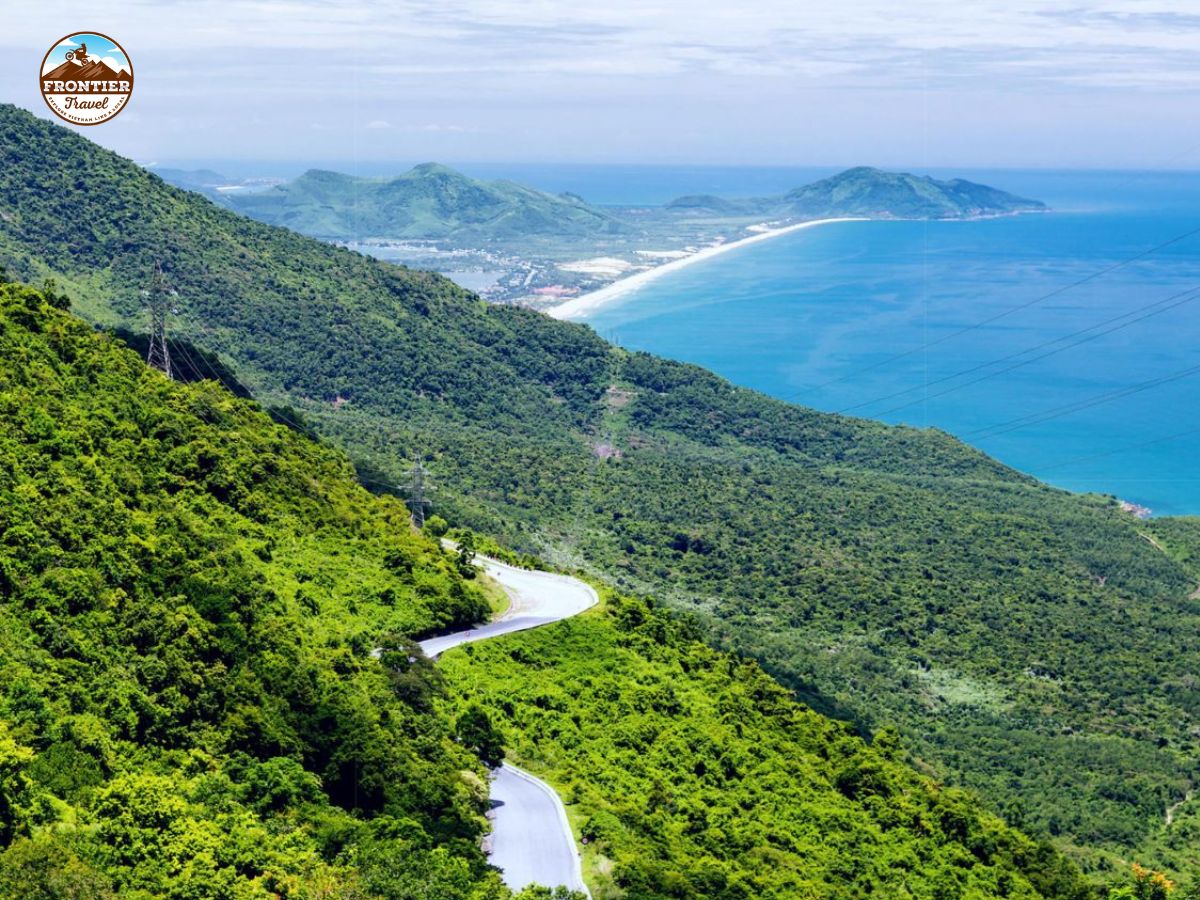 Top 12 stunning mountain passes in Vietnam