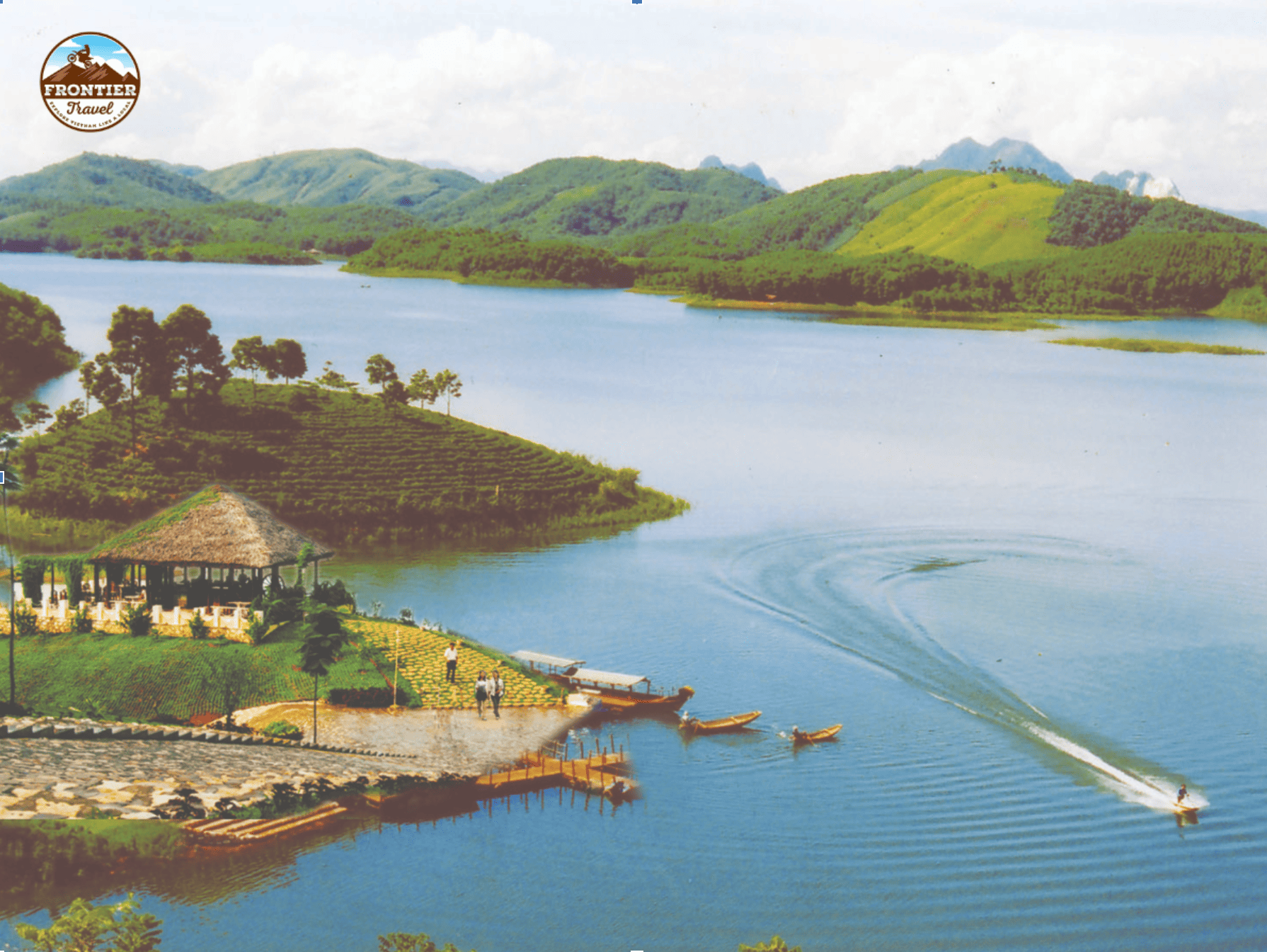 famous-lakes-in-Vietnam-for-motorbike-riders