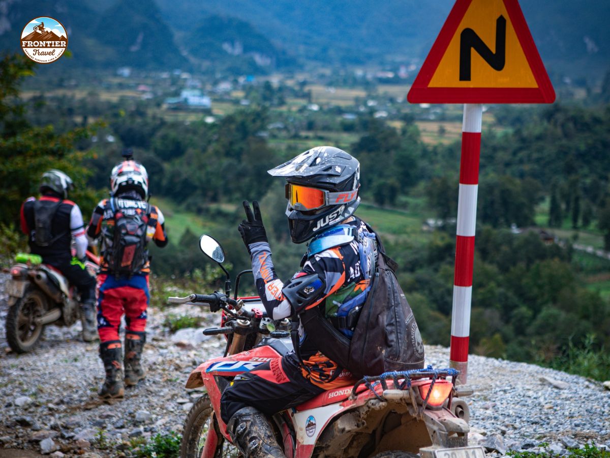 From Hanoi to Ban Gioc Waterfall