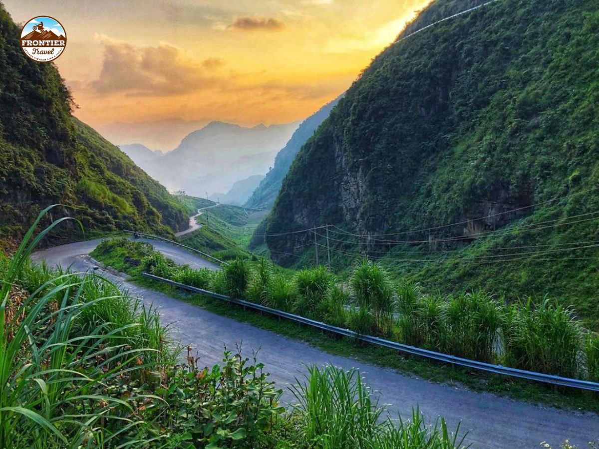 Discover the four great mountain passes of Northern Vietnam