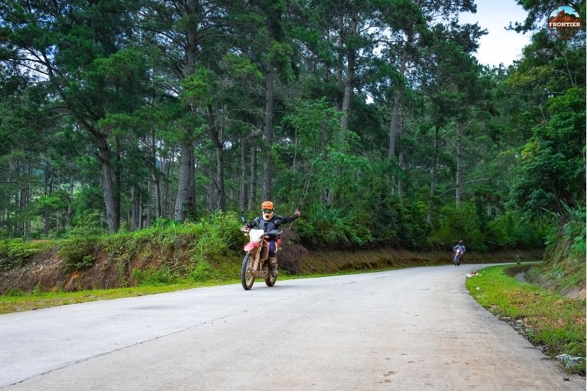 Connecting mountain roads with tranquil coastal lagoons
