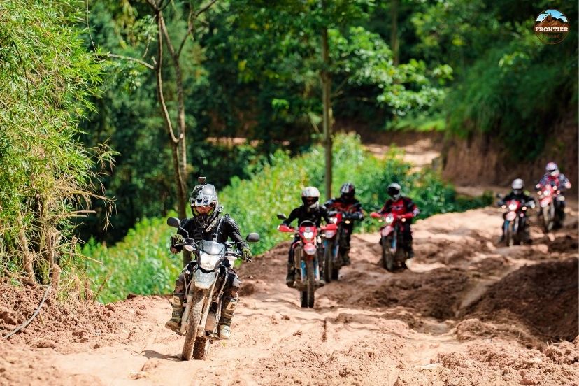 Respectful riding helps protect Ha Giang's landscapes and mountain communities