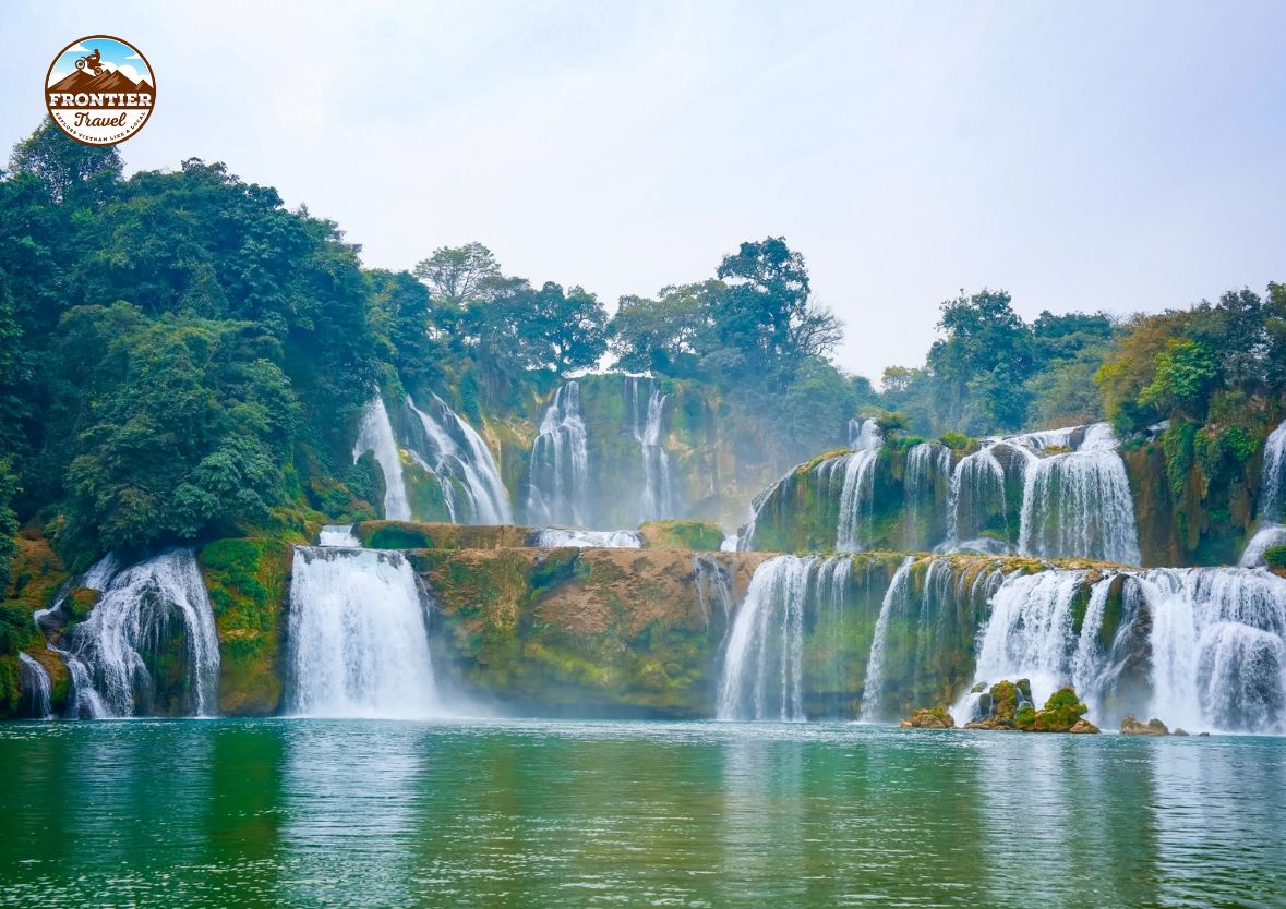 Ban-Gioc-waterfall-landscape