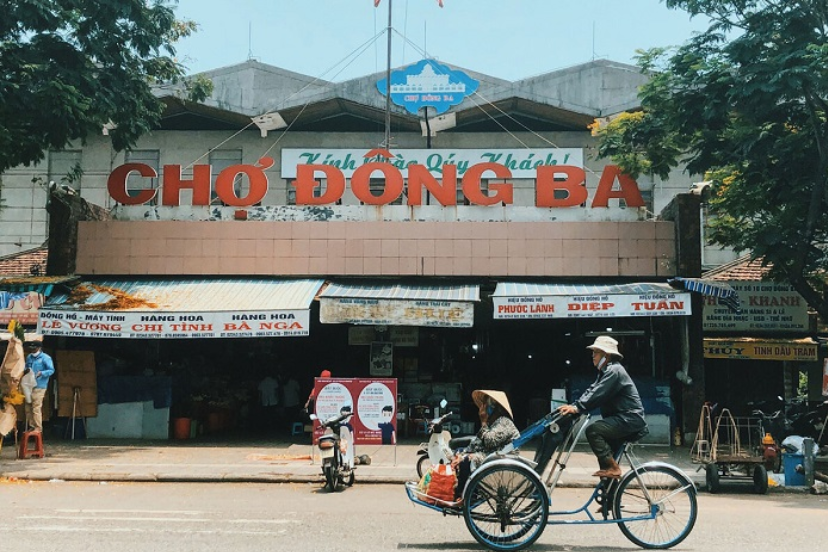 Everyday trading activities at Dong Ba Market &ndash; the oldest market in Hue.