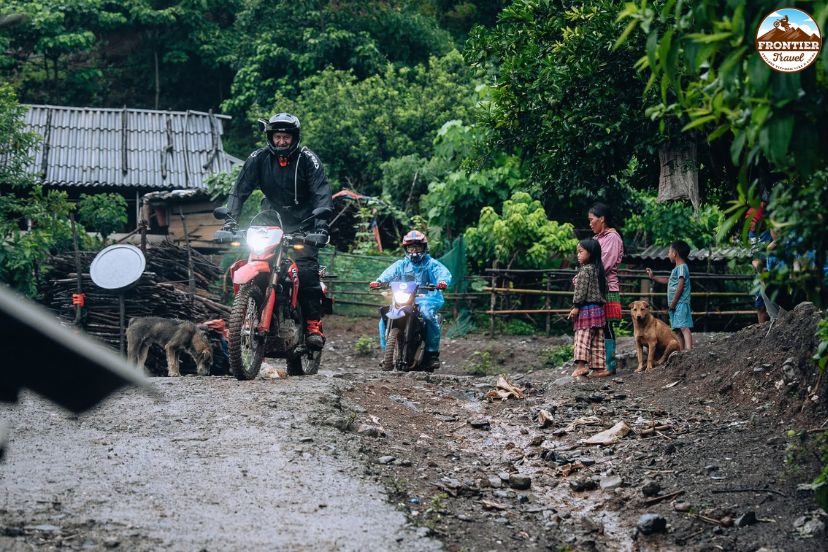 Motorbike ride through Moc Chau pine forest roads