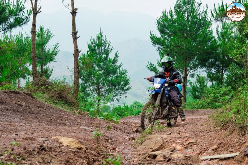Safe motorbike travel through foggy weather conditions