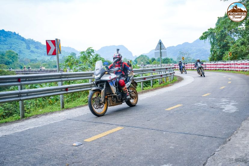 Scenic roads through Phong Nha karst landscapes
