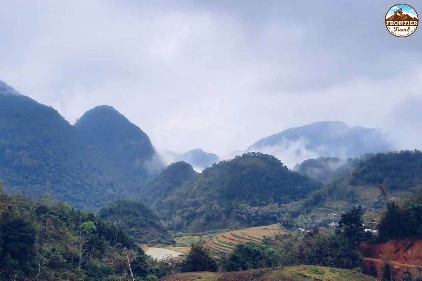 Scenic mountain roads near Hang Kia Pa Co Village