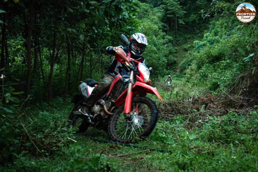 Smooth turning techniques on Vietnam motorbike tours
