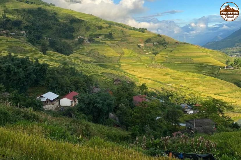 Sunrise over Muong Hoa Valley in Sapa