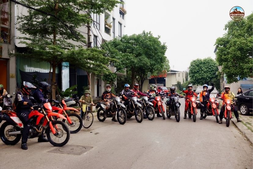Selecting an agile adventure machine for long journeys.