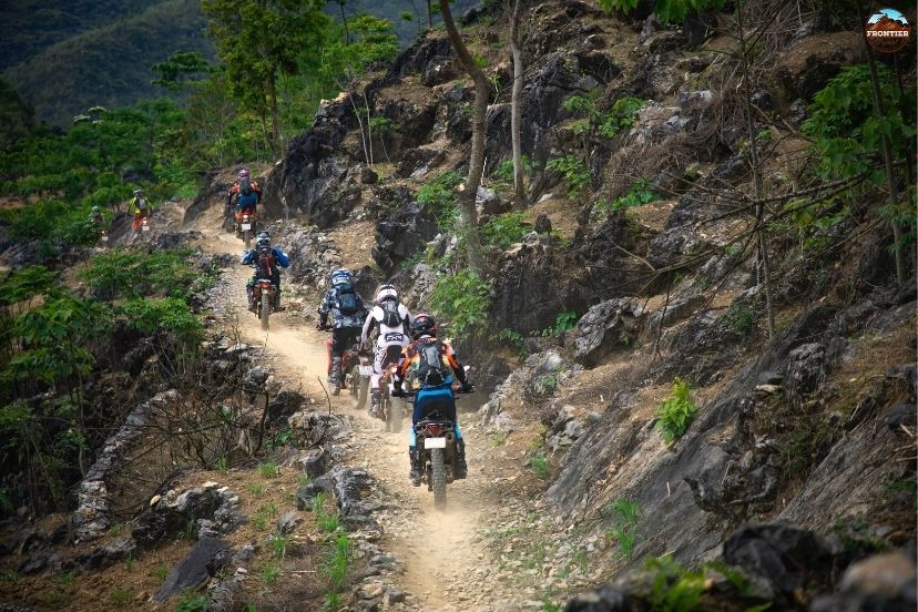 Training on beginner-friendly routes arranged by professional