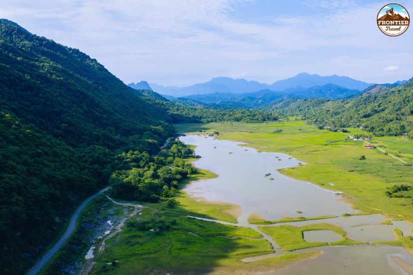 Ha Giang loop motorbike tour mountain adventure