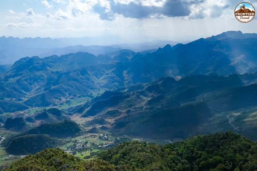 Motorbike journey across Dong Van Geopark
