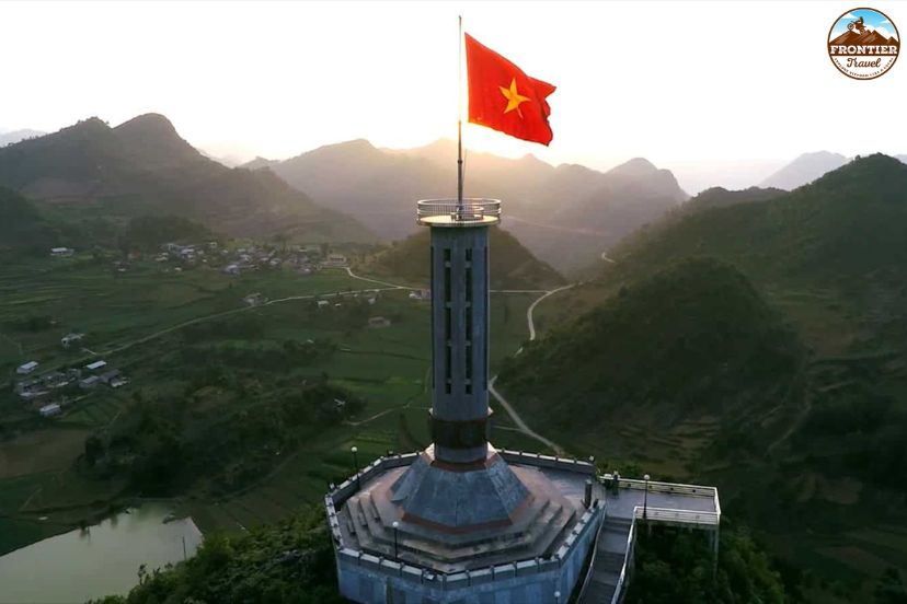 Panoramic views from Lung Cu Flag Tower