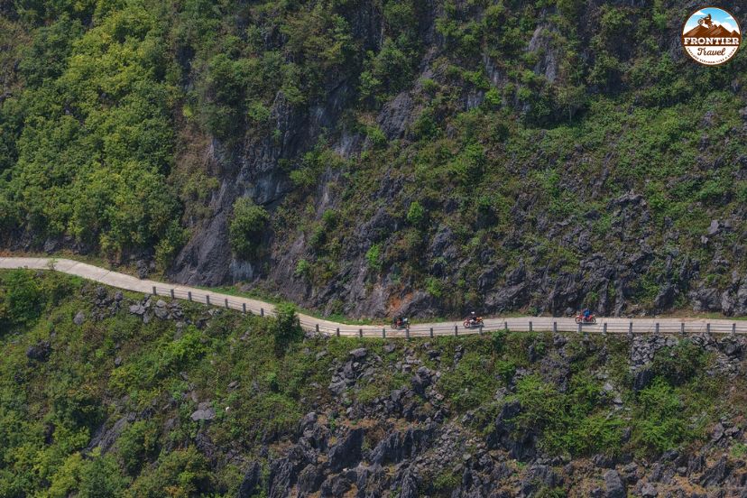 Spectacular viewpoints along the Quan Ba mountain road