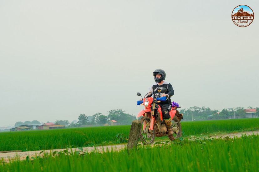 Vietnam motorbike tour best weather travel guide