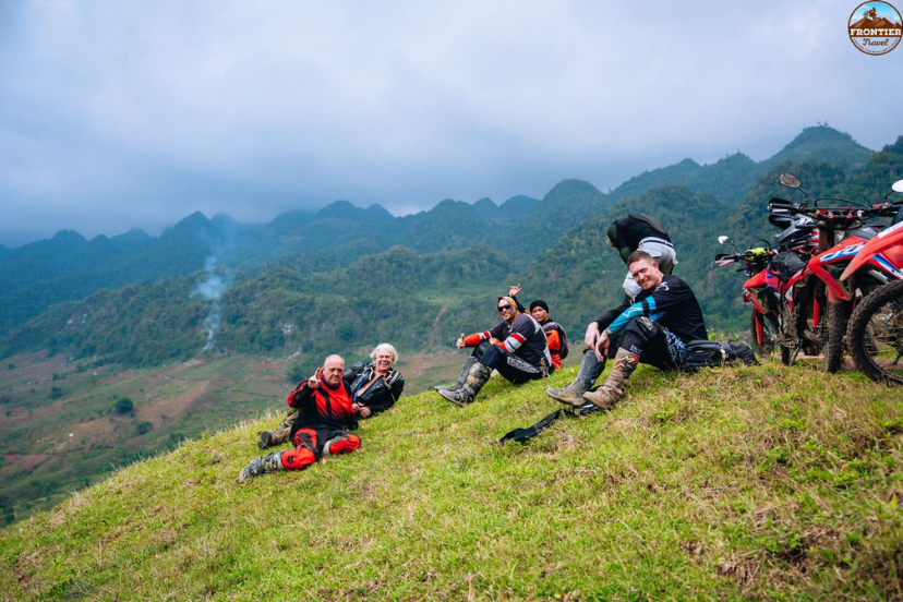 North Vietnam motorbike tour safety tips: Stay alert on steep mountain roads 