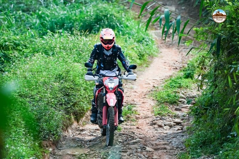 Precise 3 days Northwest Vietnam motorbike tour operational breakdown