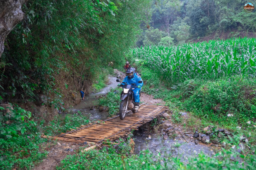 Ha Giang&rsquo;s stone plateau offers dramatic cliffs and legendary mountain roads 