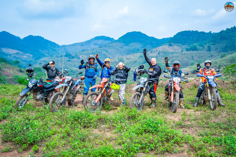 Large riding group exploring mountains together in perfect coordination harmony 