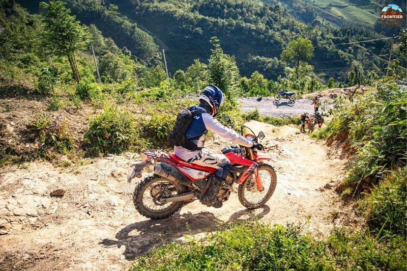 Basic first aid helps protect wounds and support injured riders quickly