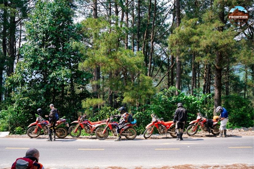 Da Nang serves as a strategic gateway to the most iconic routes in Vietnam