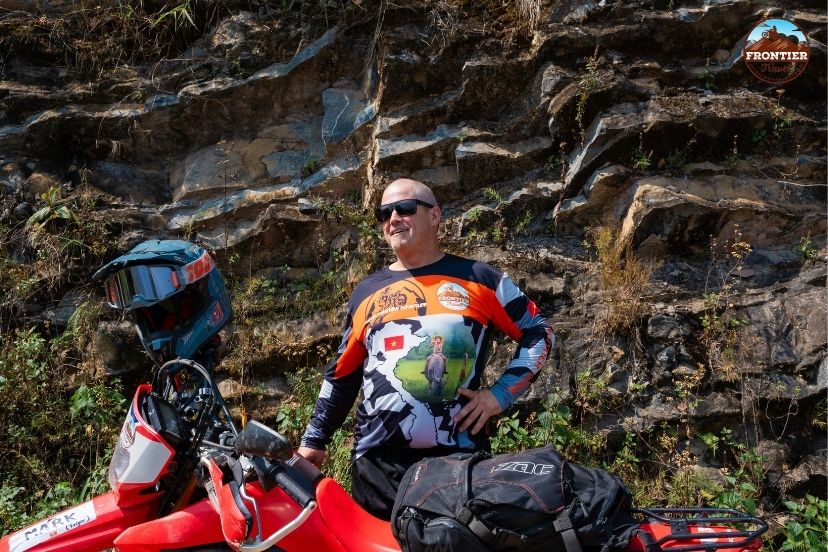 Focus on safety and operator reputation when selecting your ideal Hanoi ride