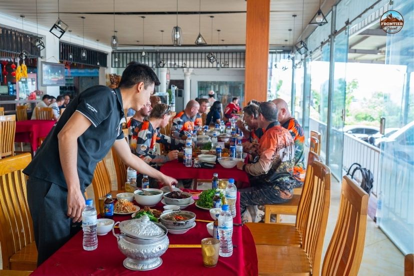 Healthy vegetarian and plant based meal selections for conscious travelers