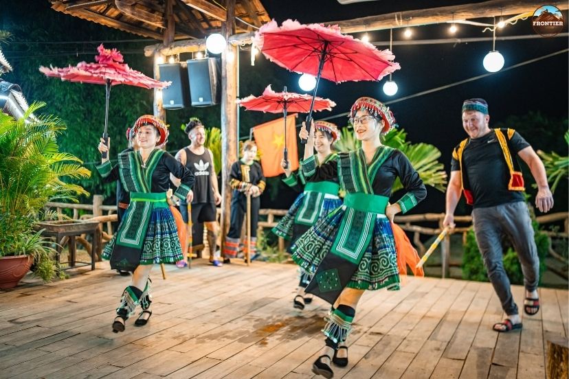 Homestay meals, local markets, and village encounters make the journey meaningful