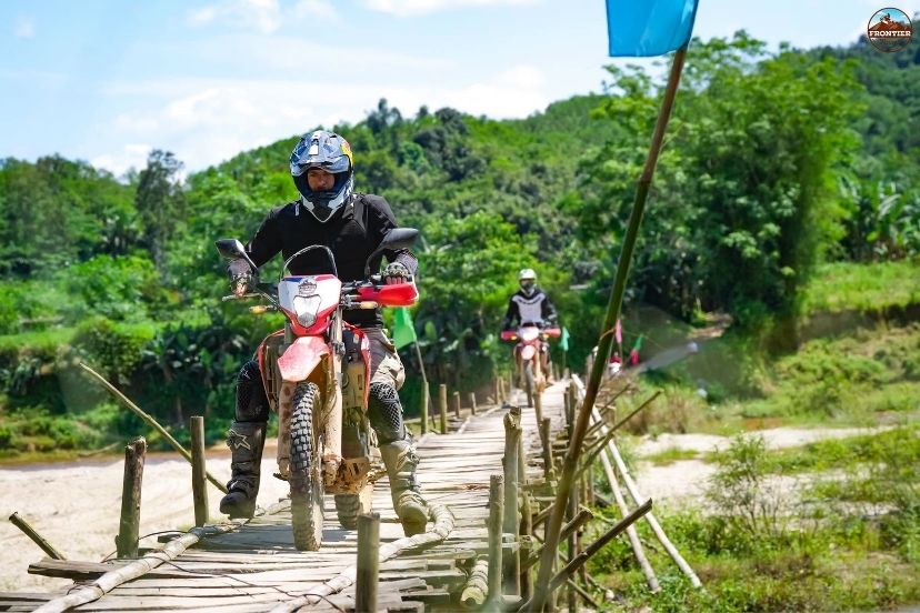 Mechanical backup and guide support make remote motorbike routes safer