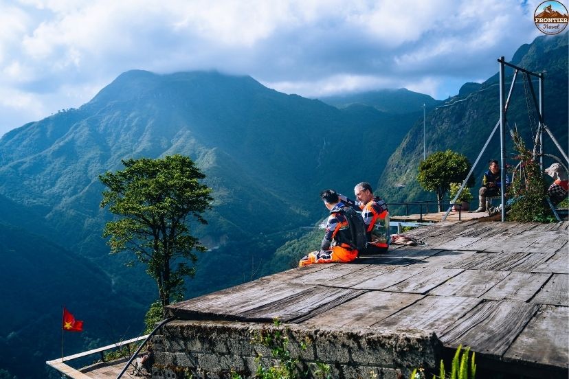 Peaceful village homestay surrounded by green rice fields in Du Gia
