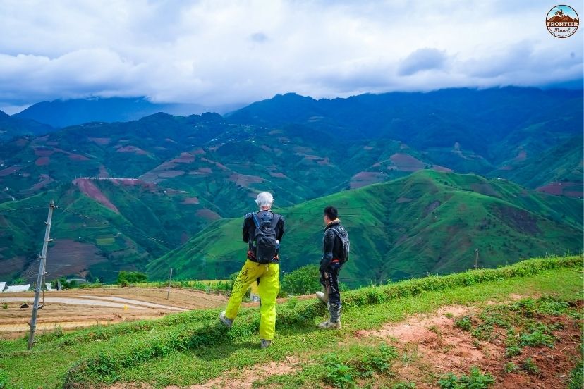 Planning daily route Vietnam motorbike tour helps riders avoid rushed and unsafe days