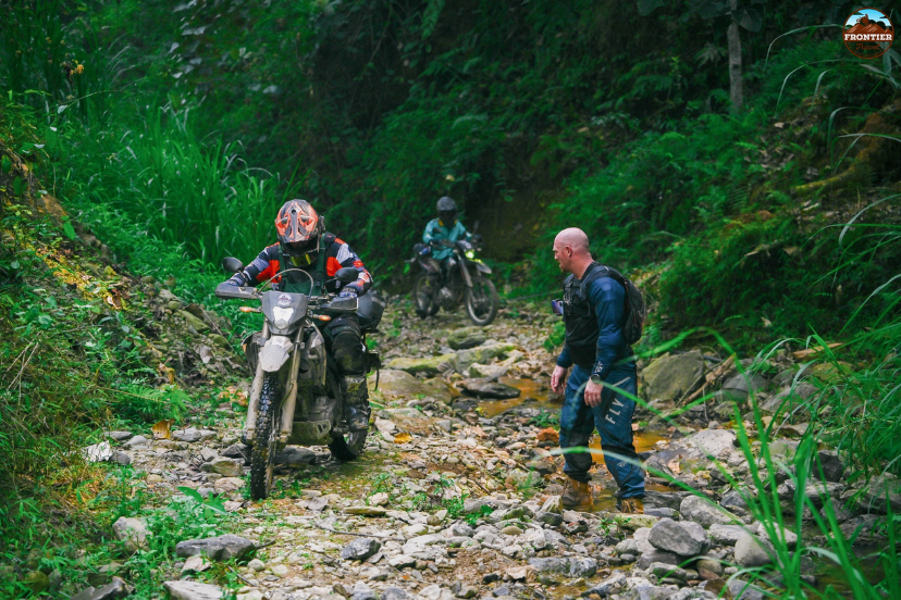 Select between soft adventure and hard enduro riding experiences.